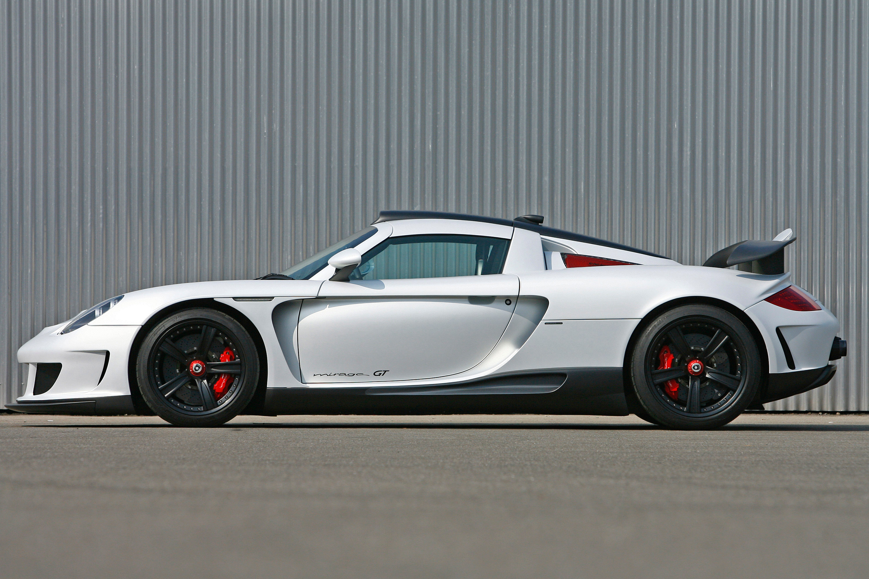 GEMBALLA MIRAGE Porsche Carrera GT Carbon Edition