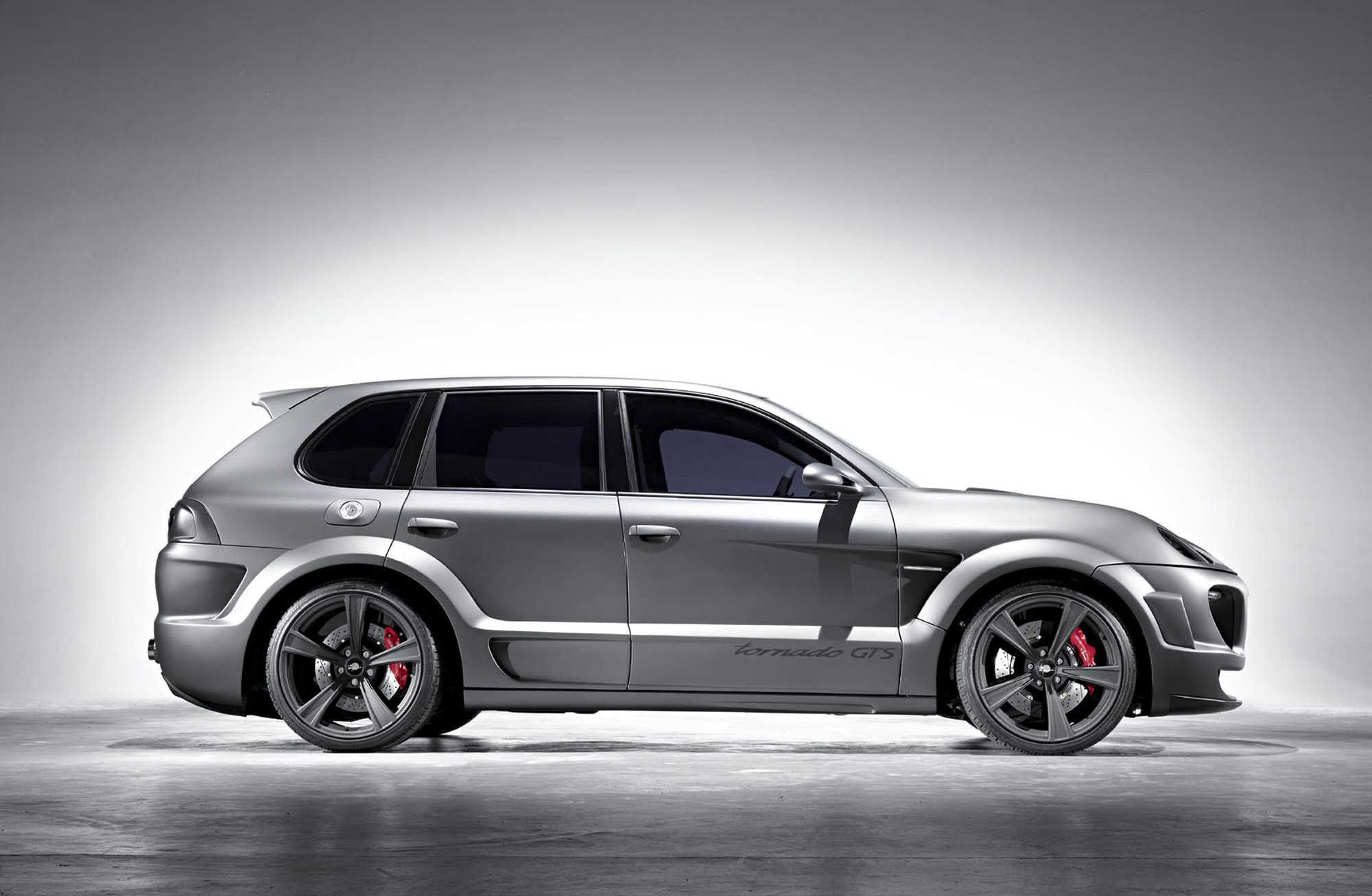 GEMBALLA Tornado 750 GTS Porsche Cayenne Turbo