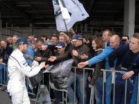 Heidfeld Brings F1 To BMW Plant (2008)