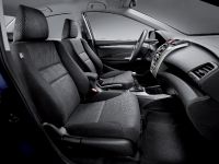 Honda City (2009) - picture 6 of 19