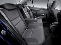 Honda City (2009) - picture 7 of 19