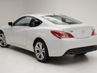Hyundai Genesis Coupe R-Spec (2009) - picture 7 of 9