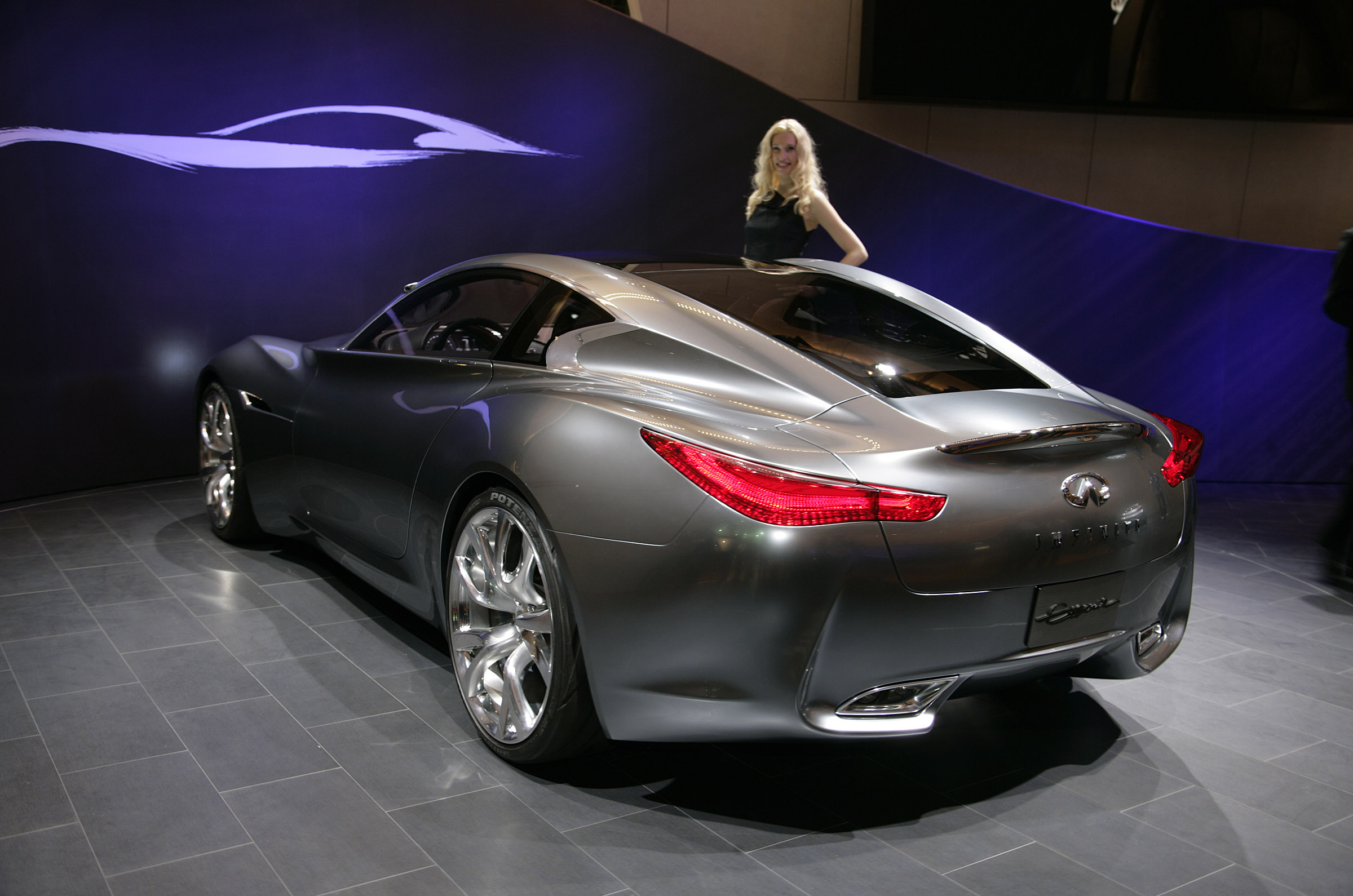 Geneva Infiniti Essence Concept Geneva 2009