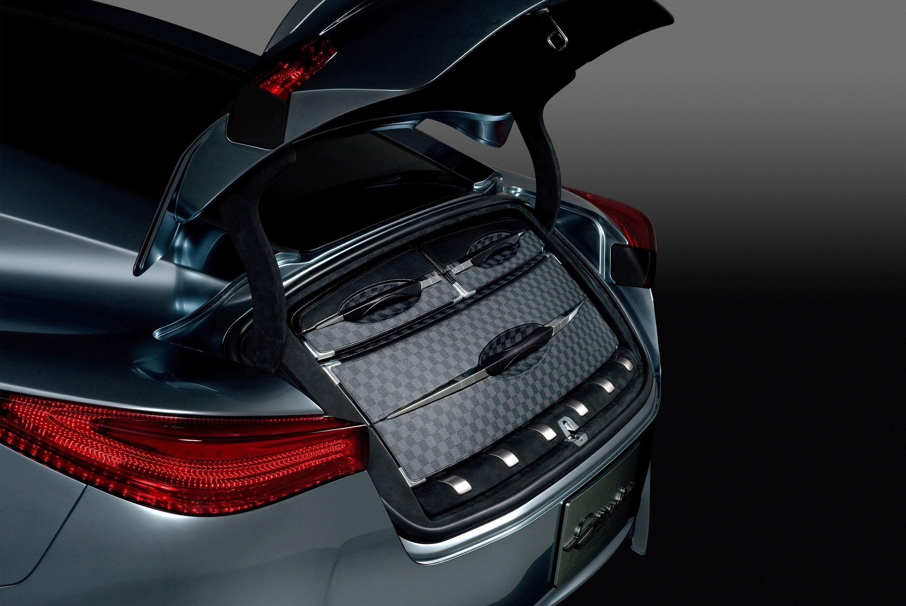 Infiniti Essence concept