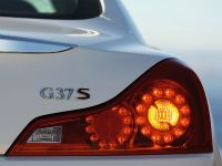 Infiniti G37 Coupe (2009) - picture 1 of 20