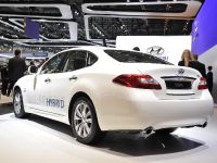 Infiniti M35h Geneva 2011 (2011)