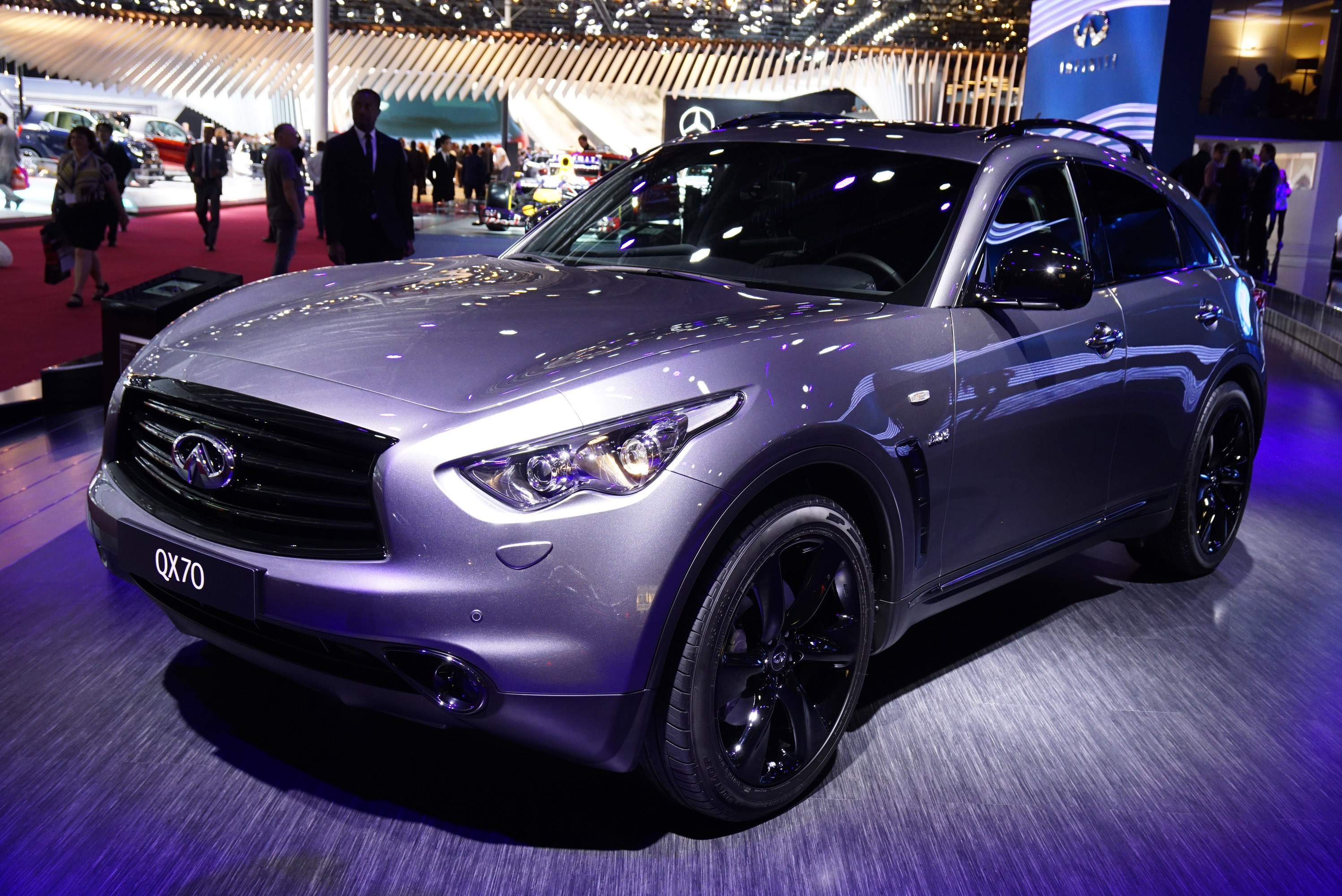 Paris Infiniti QX 70 Paris 2014