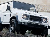 Kahn Design Land Rover Defender (2014)