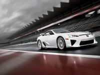 Lexus LFA (2011) - picture 1 of 27