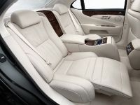 Lexus LS 600h (2008)