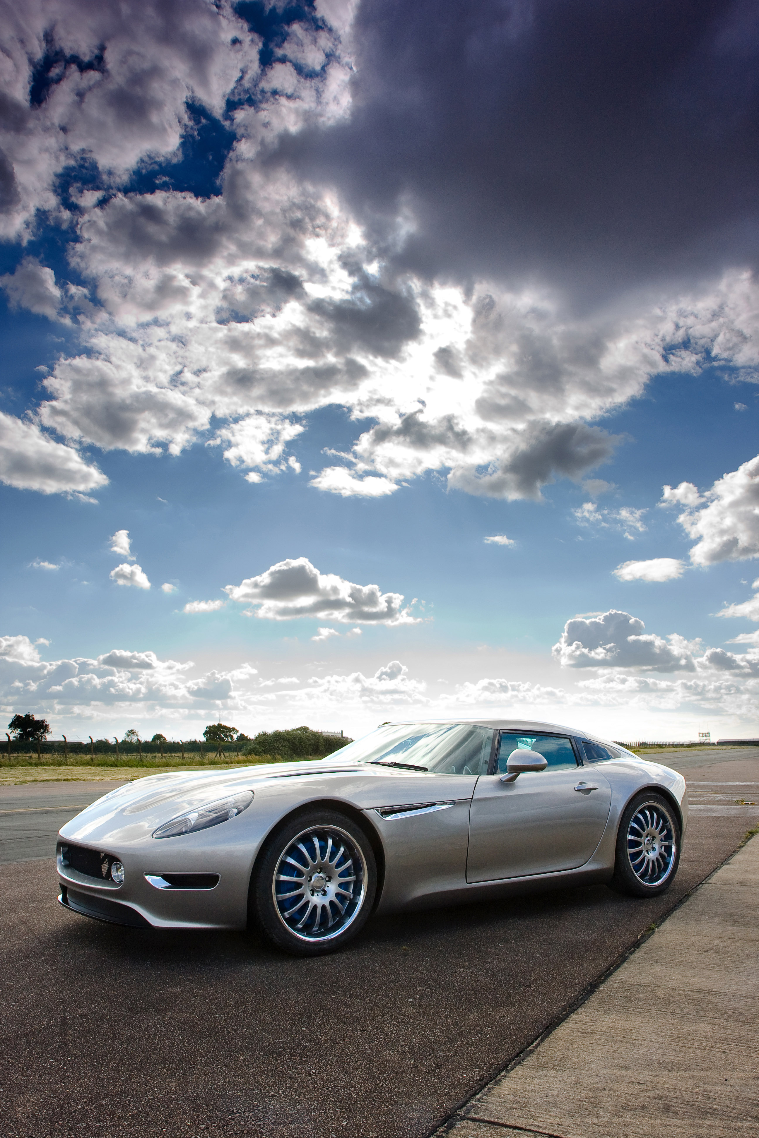 Cooper Tire Lightning GT