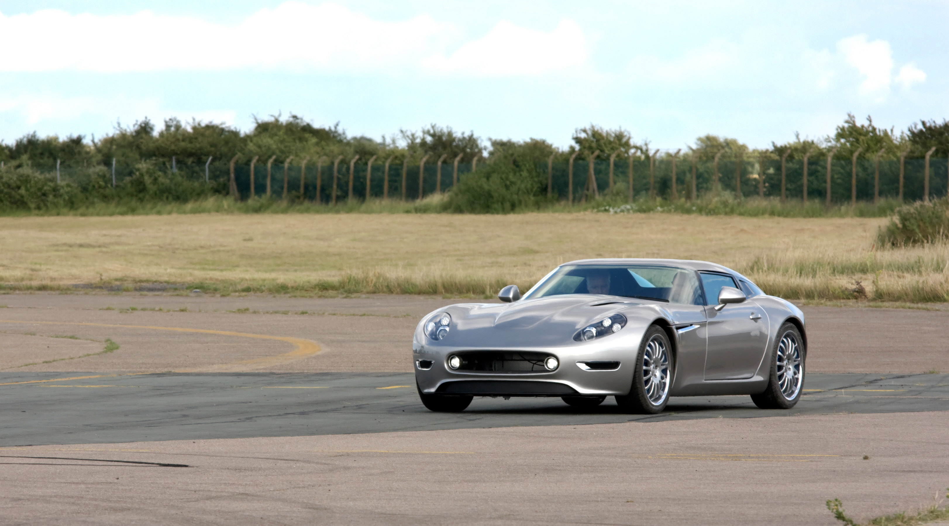 Cooper Tire Lightning GT