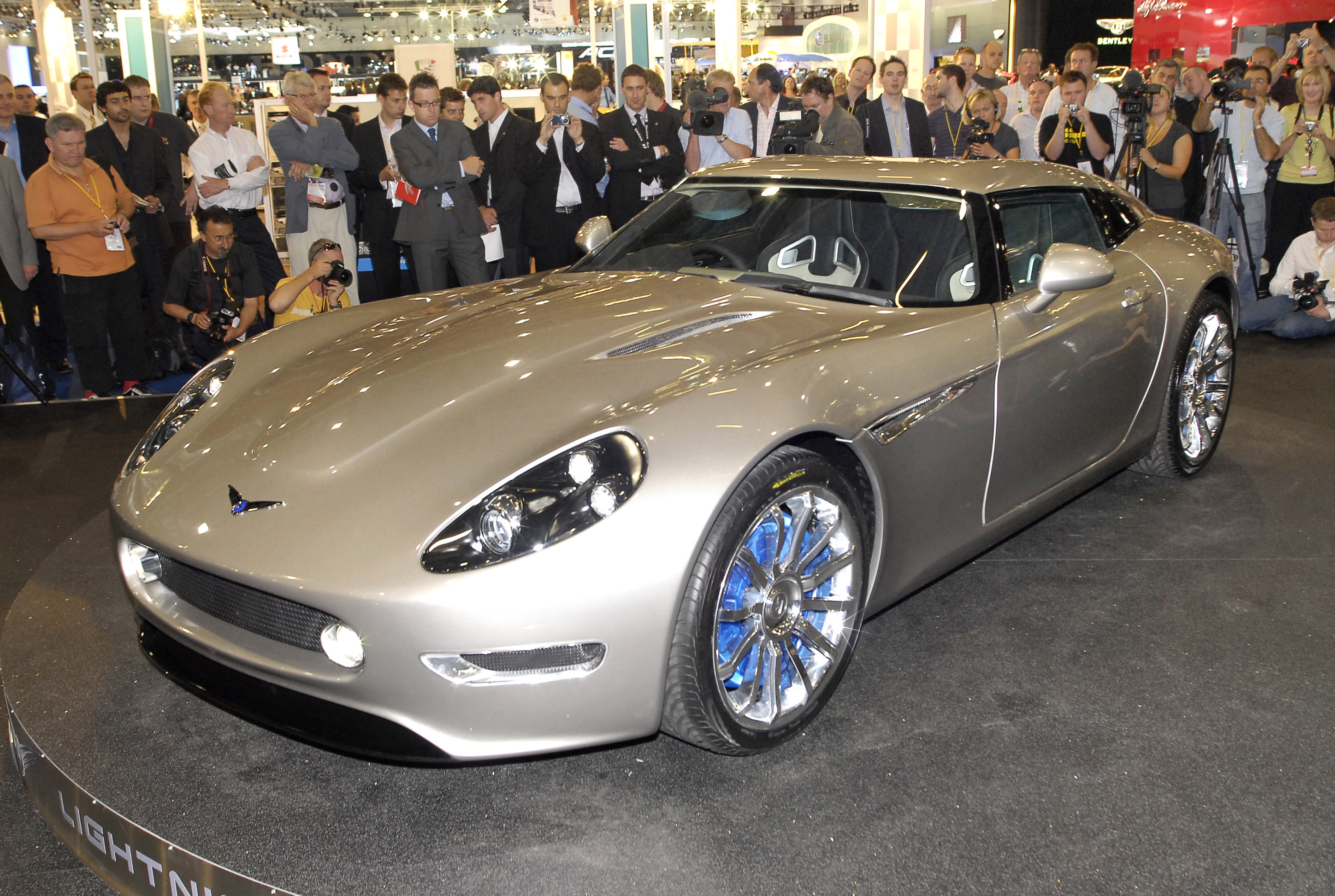 Cooper Tire Lightning GT