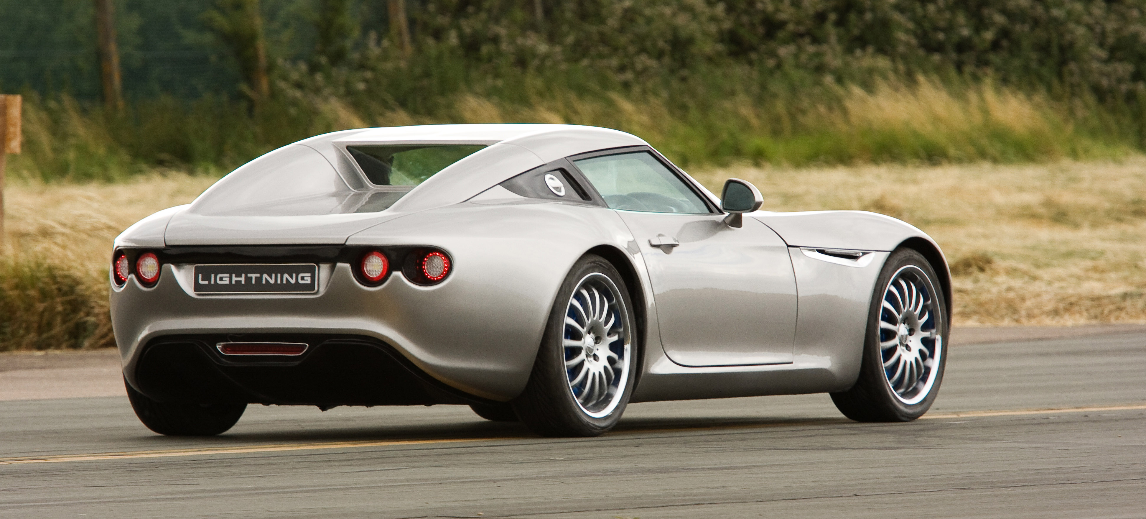 Cooper Tire Lightning GT