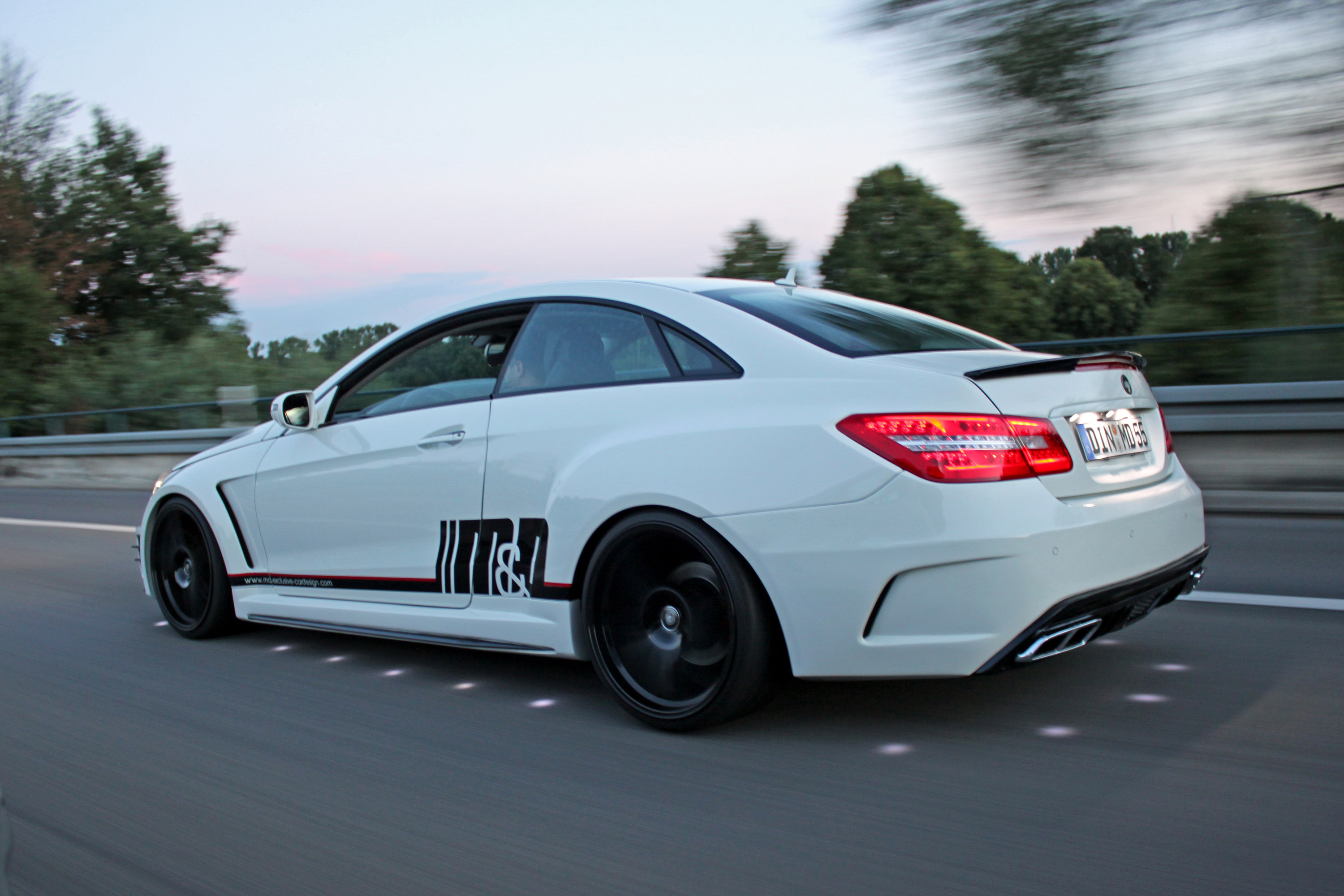Mercedes-Benz M&amp;D Exclusive Cardesign Mercedes-Benz E500 Coupe