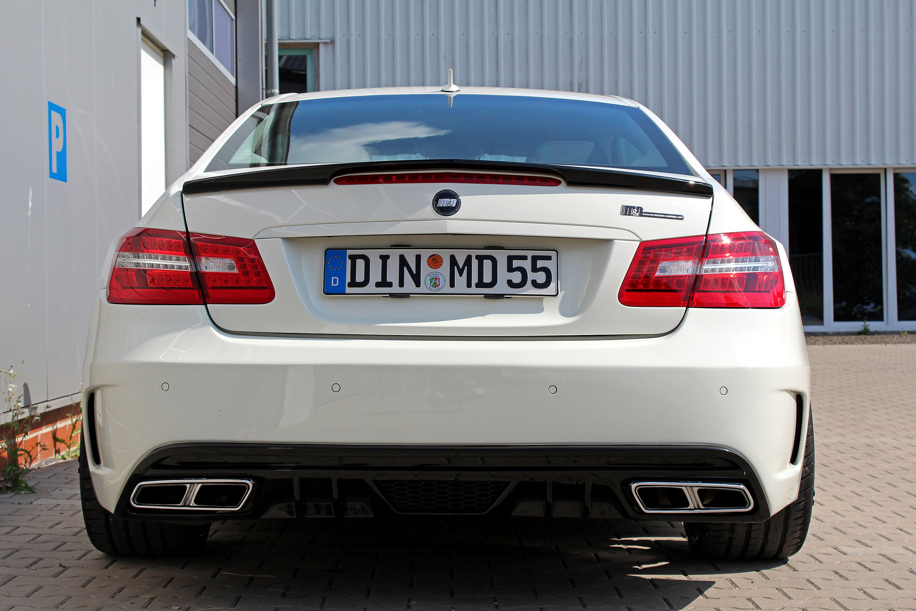 Mercedes-Benz M&amp;D Exclusive Cardesign Mercedes-Benz E500 Coupe