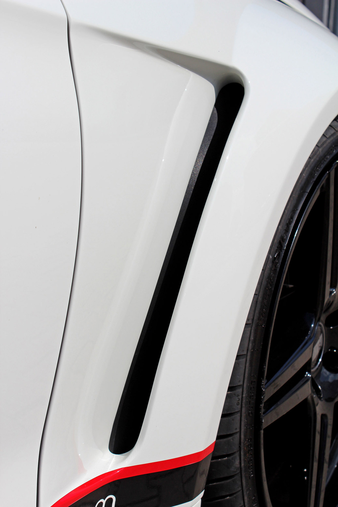 Mercedes-Benz M&amp;D Exclusive Cardesign Mercedes-Benz E500 Coupe