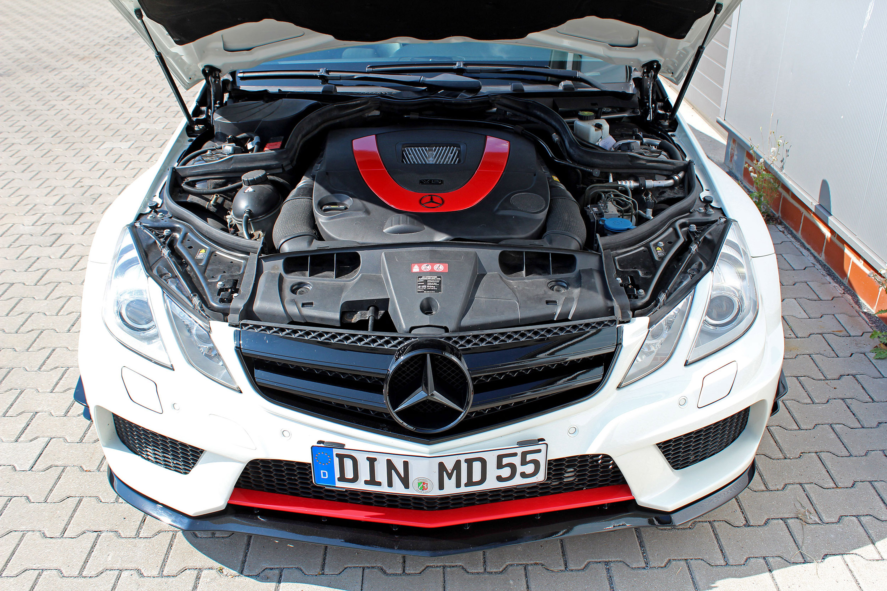 Mercedes-Benz M&amp;D Exclusive Cardesign Mercedes-Benz E500 Coupe