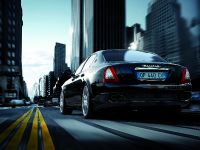 Maserati Quattroporte Sport GT S (2010) - picture 2 of 10
