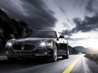 Maserati Quattroporte Sport GT S (2010) - picture 4 of 10