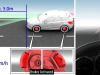 Mazda CX-5 with Smart City Brake Support (2012) - picture 4 of 5