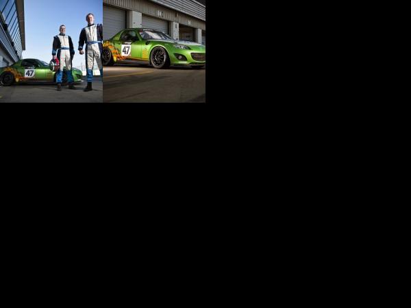 Mazda MX-5 GT 2.0 litre (2011) - picture 1 of 2