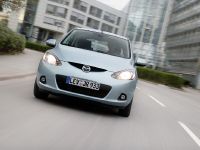 Mazda2 Three Door Diesel (2008) - picture 3 of 12