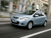 Mazda2 Three Door Diesel (2008) - picture 4 of 12