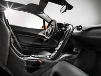 McLaren P1 Interior (2013) - picture 1 of 3