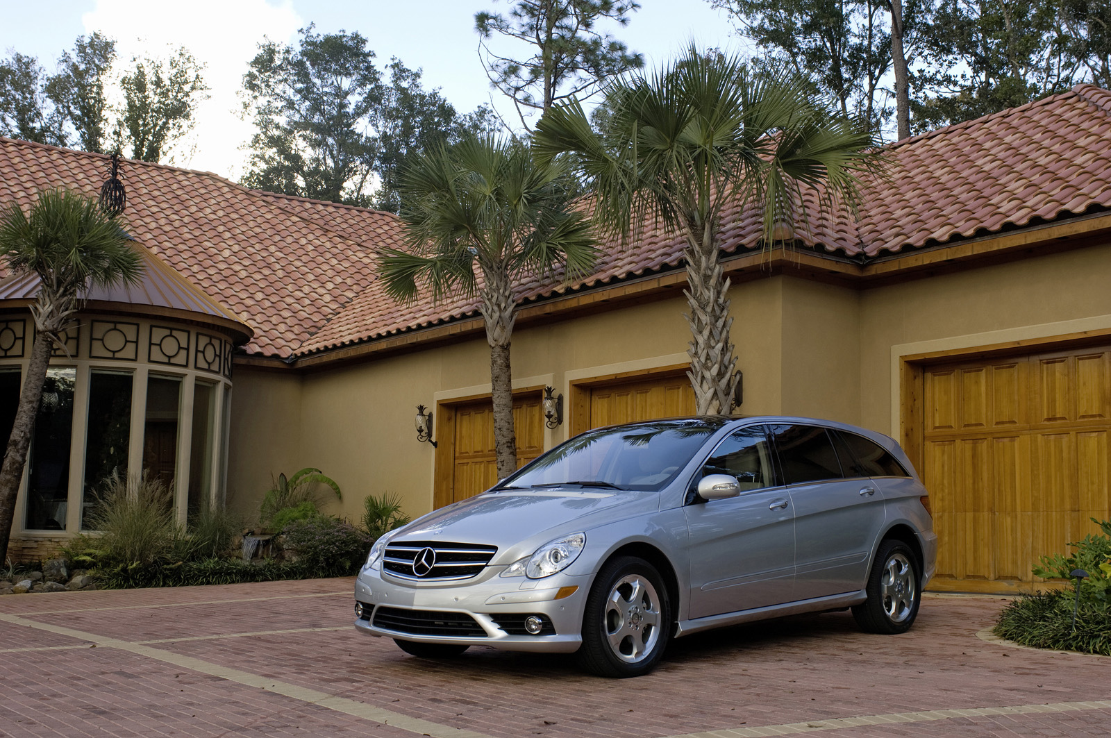 Mercedes-Benz R, ML, and GL 320 BlueTEC