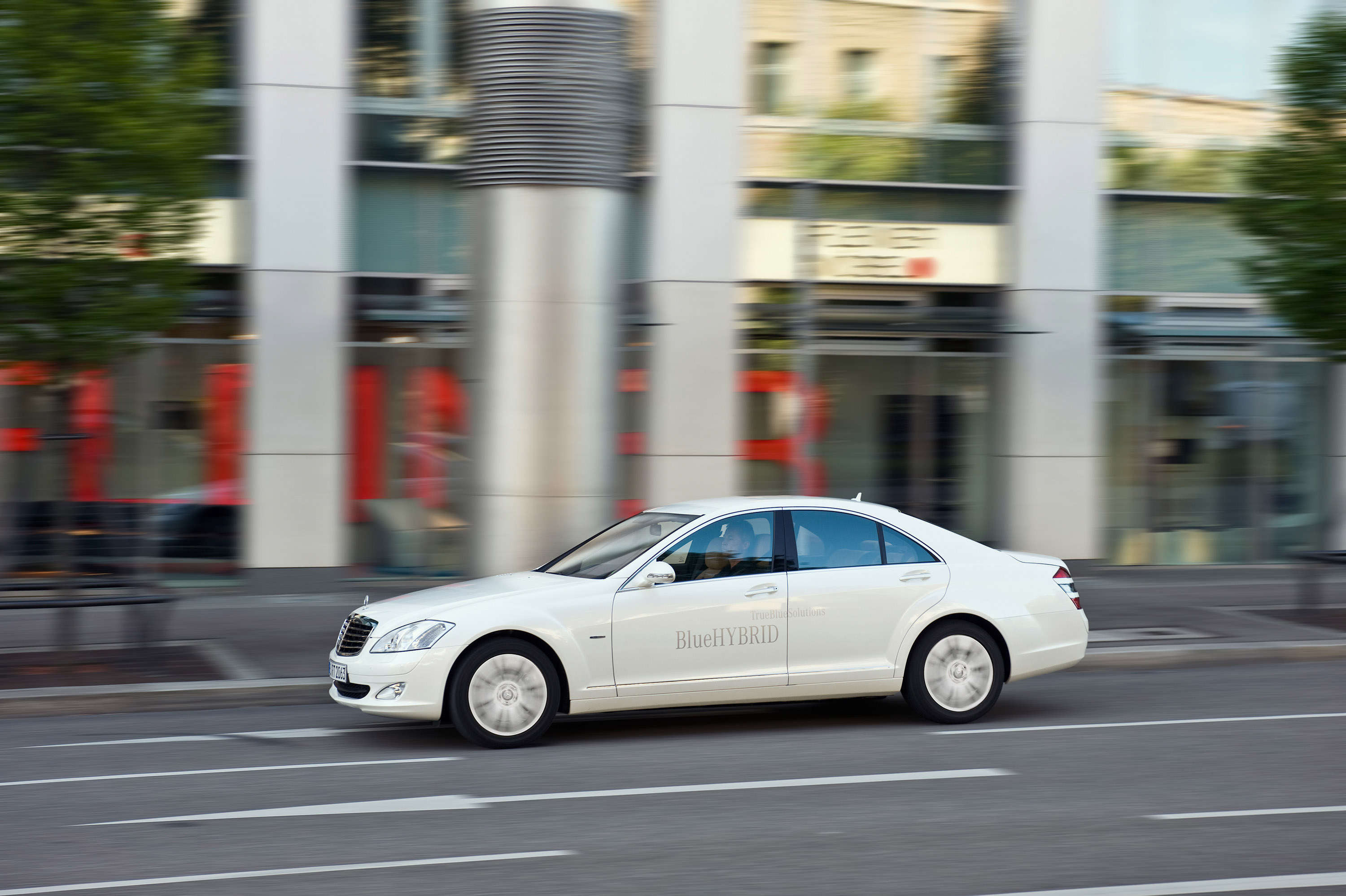Mercedes-Benz S 400 BlueHYBRID