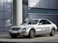 Mercedes-Benz S500 Plug-in HYBRID (2009) - picture 1 of 5