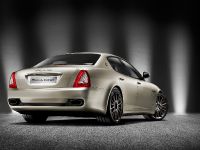 Meserati Quattroporte Sport GT S Awards Edition (2010) - picture 1 of 8