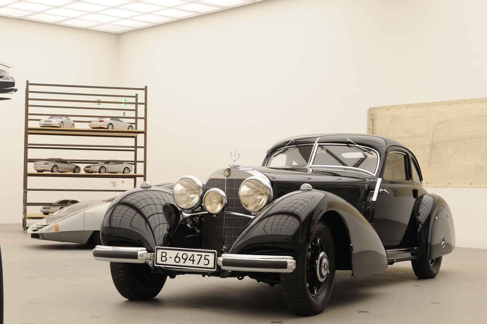 Mercedes-Benz Milestones Automotive Design - Example Mercedes-Benz