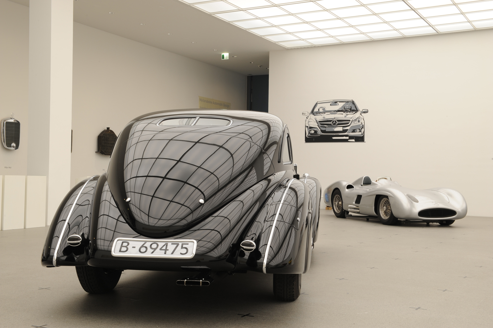 Mercedes-Benz Milestones Automotive Design - Example Mercedes-Benz