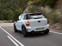 MINI Cooper S Countryman (2010) - picture 1 of 30