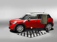 MINI Countryman Getaway Package (2010)