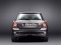 MINI E (2010) - picture 6 of 16