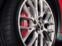 MINI John Cooper Works Clubman (2009) - picture 6 of 22