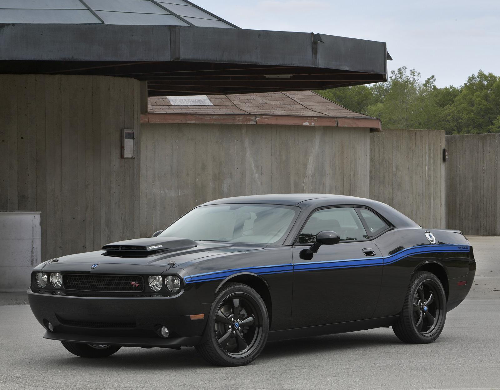 SEMA MOPAR at the 2010 SEMA