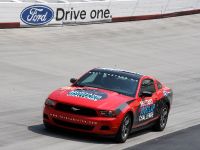 Ford Mustang 1000 Lap Challenge (2010) - picture 6 of 9