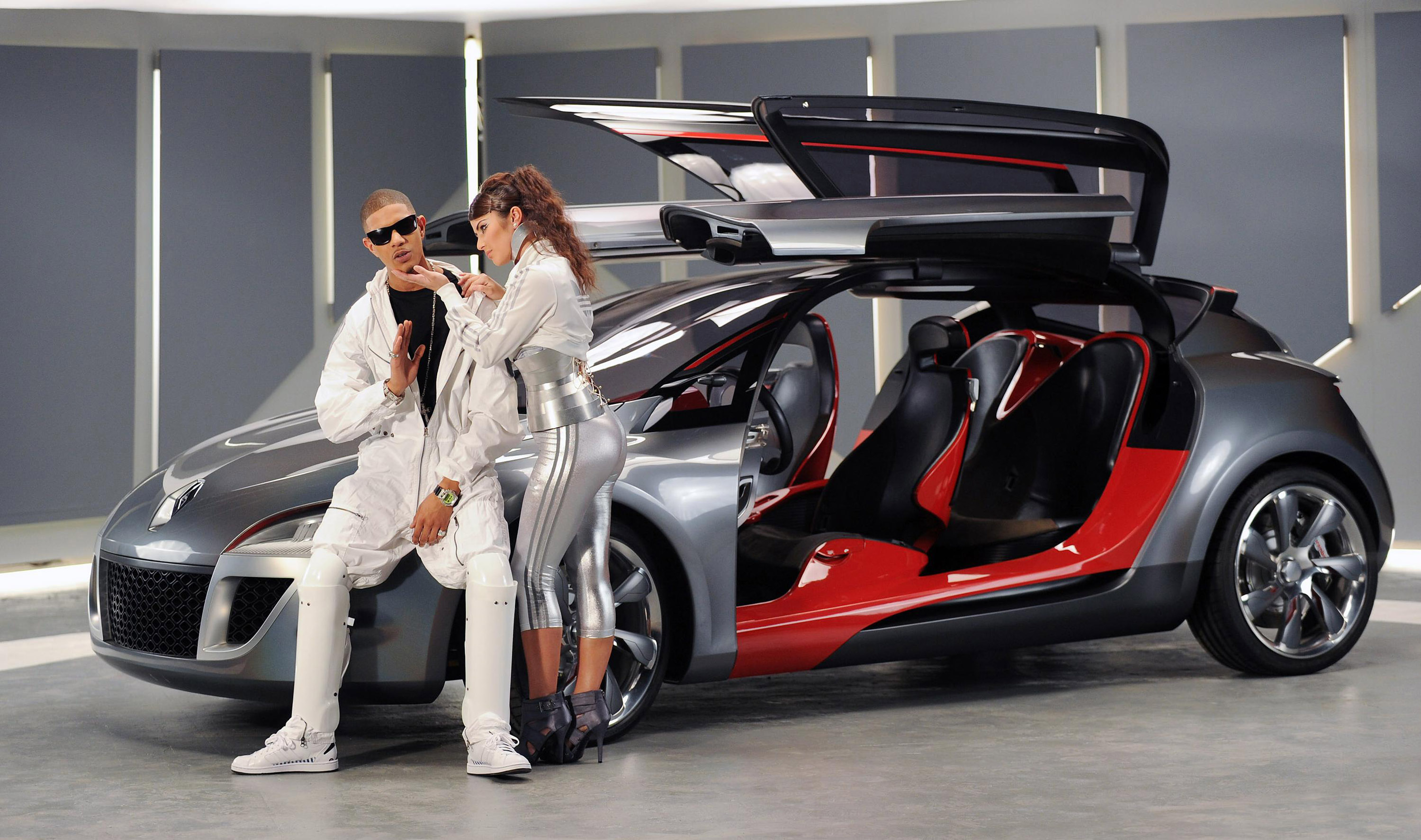 Renault N-Dubz featuring Renault Megane Coupe-Concept