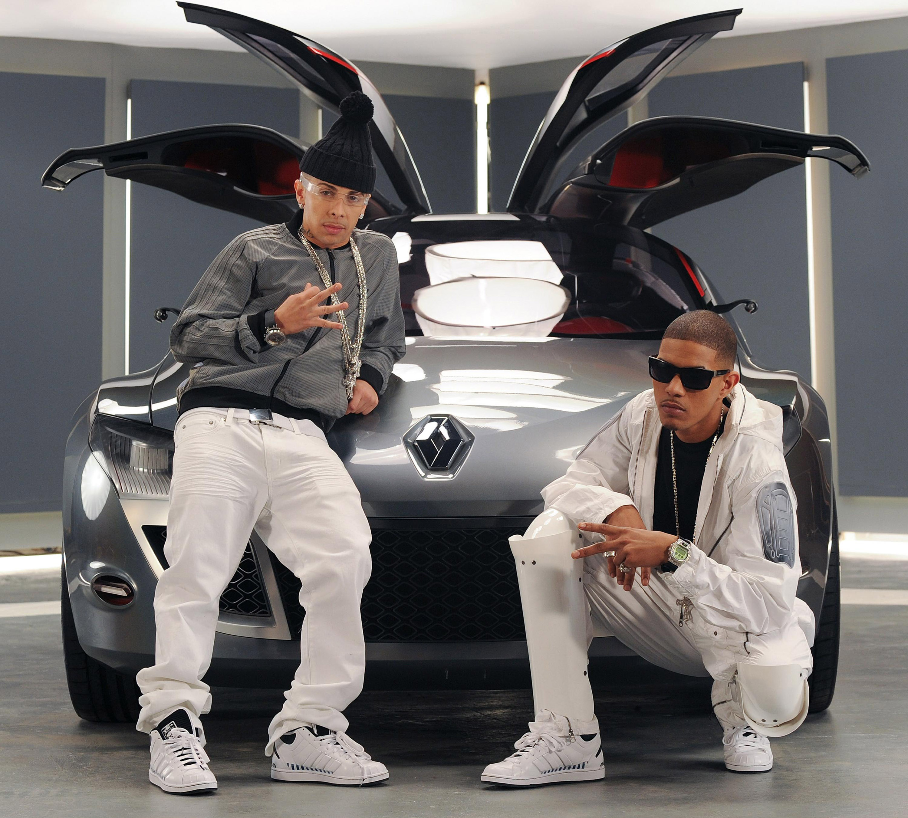 Renault N-Dubz featuring Renault Megane Coupe-Concept