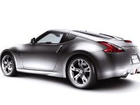 Nissan Fairlady Z (2009) - picture 4 of 9