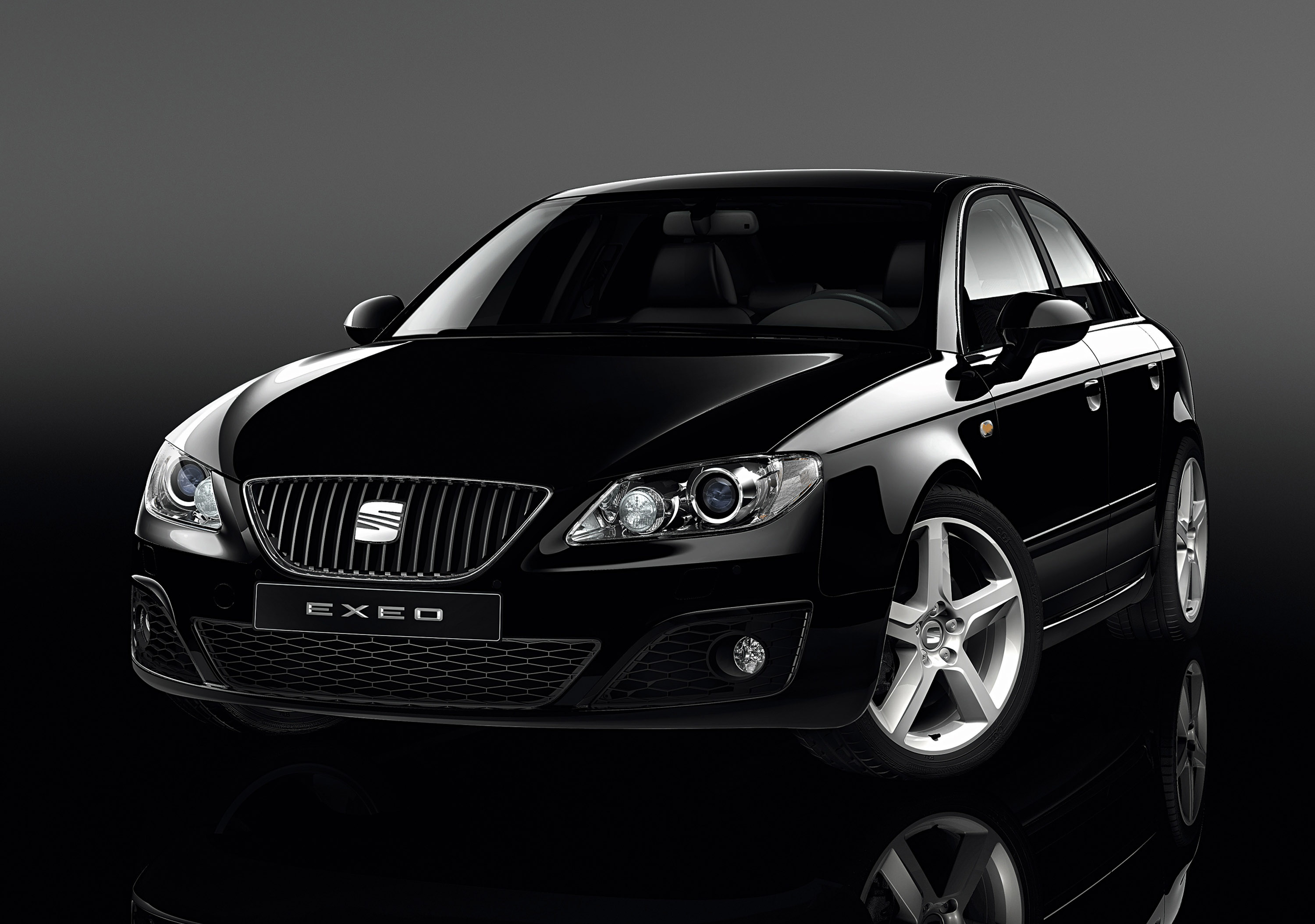 SEAT Exeo
