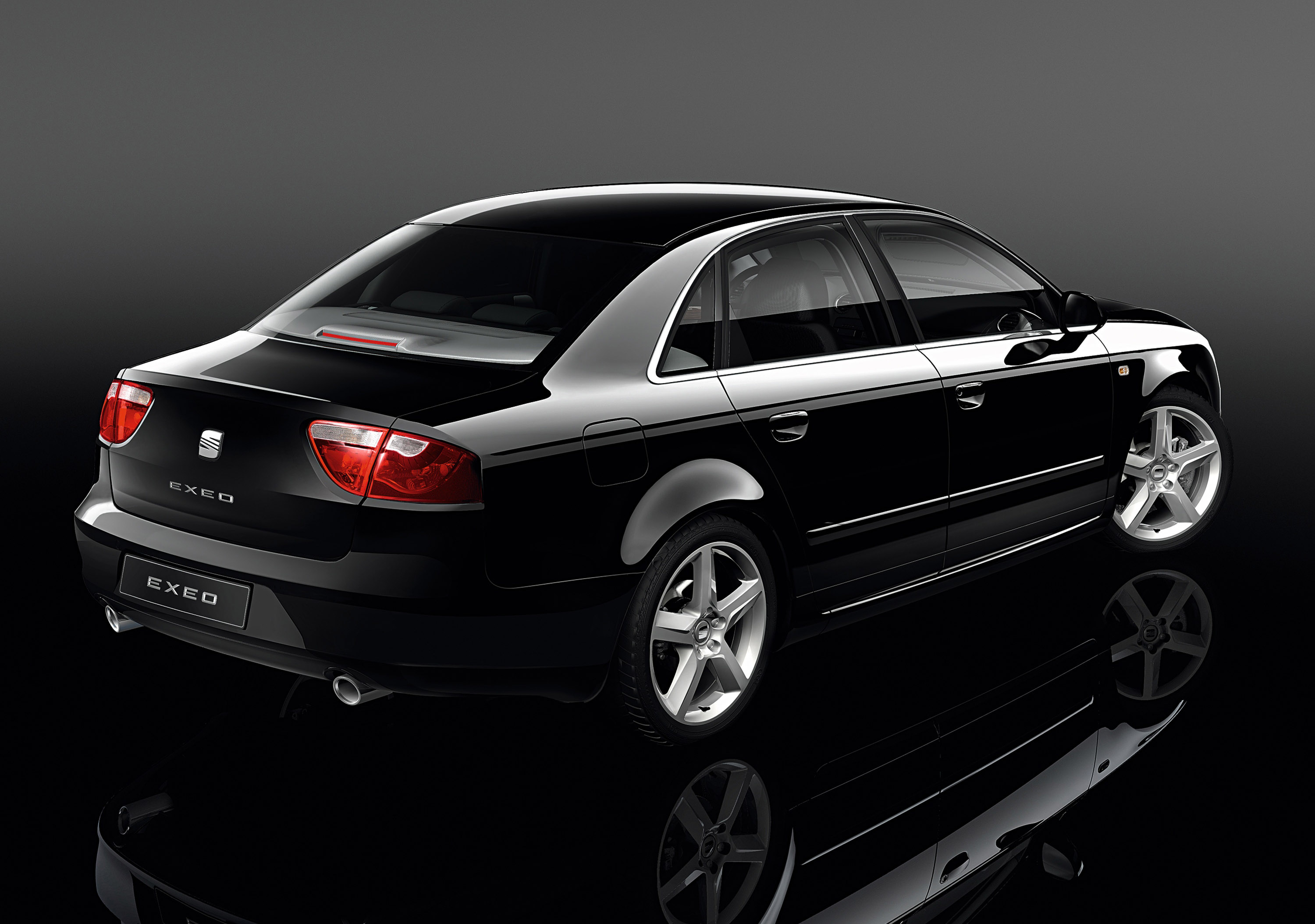 SEAT Exeo