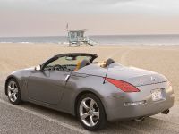 Nissan 350Z Roadster (2009) - picture 1 of 12