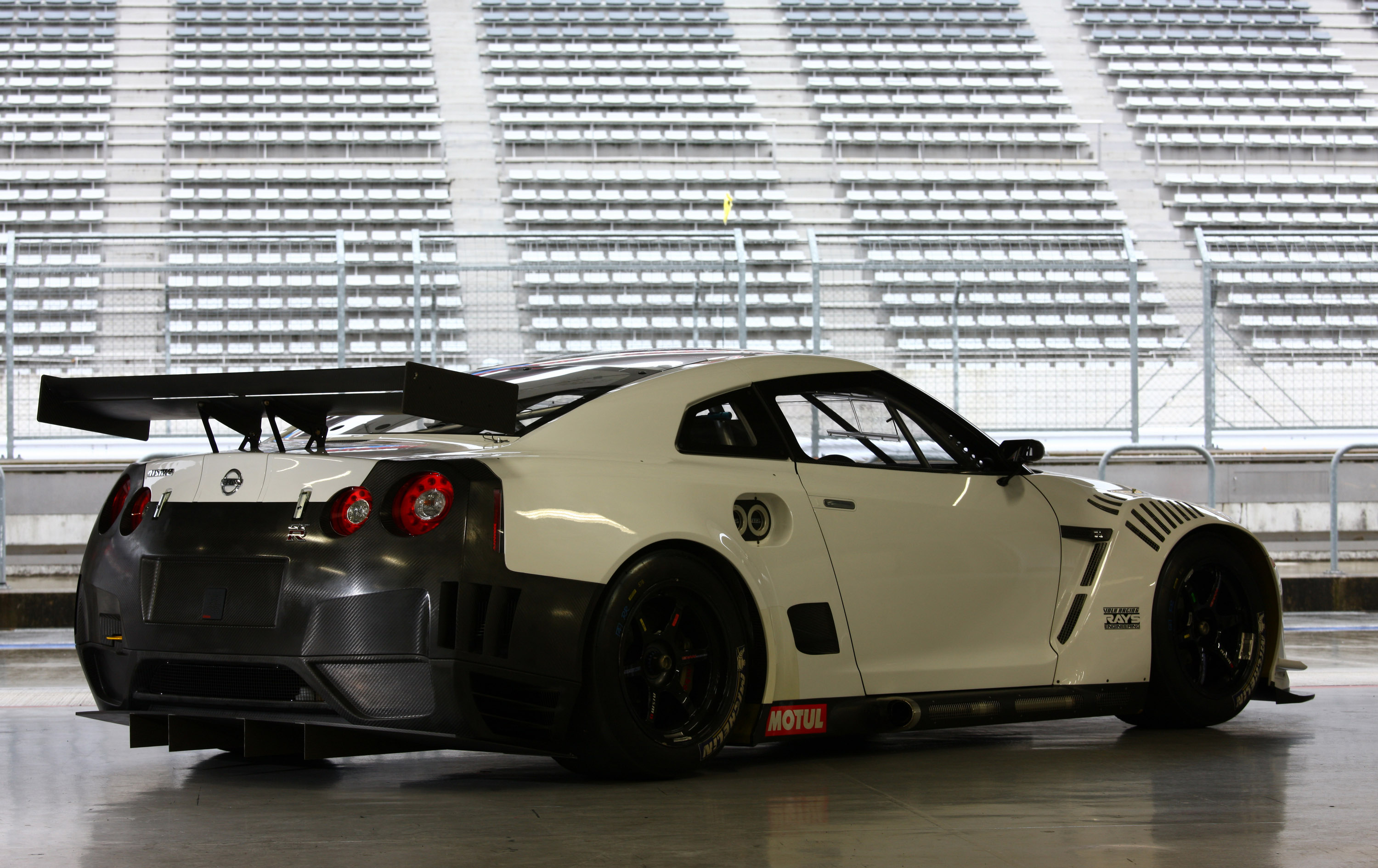 Nissan GT-R 2010 FIA GT1