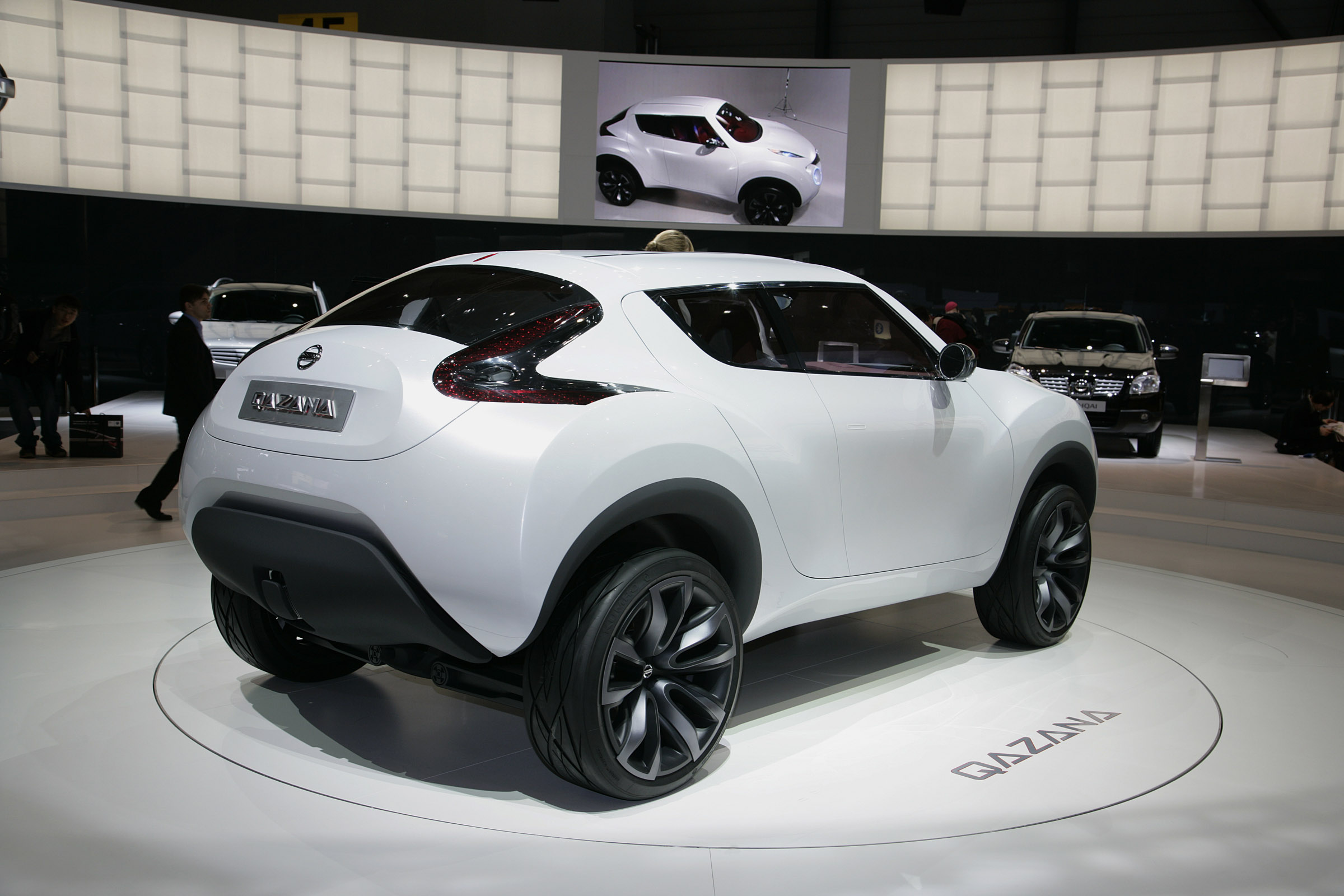 Geneva Nissan Qazana Concept Geneva 2009