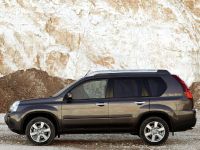 Nissan X Trail (2007) - picture 2 of 4
